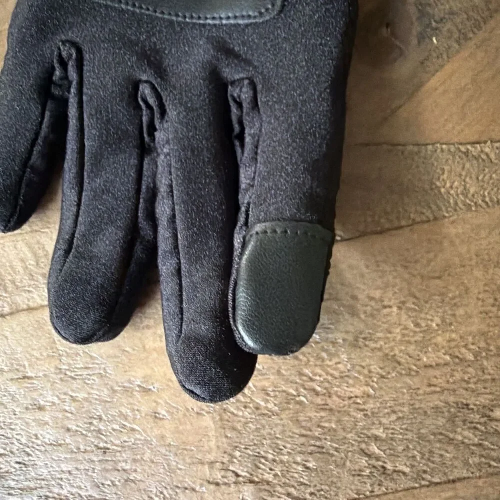 NWT Calvin Klein Women's Quilted Gloves Black Touch Technology Size Medium